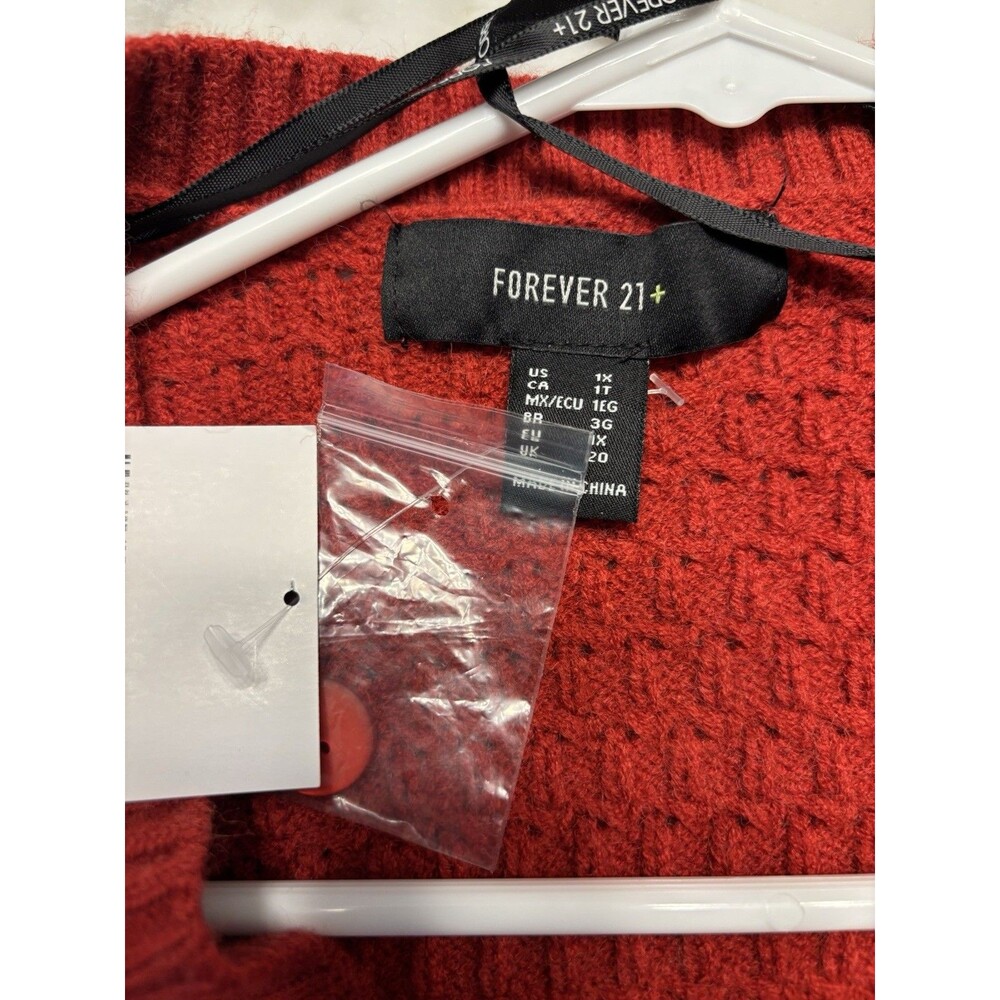 NWT Forever 21 Red V Neck Cardigan Size 1X - Picture 3 of 7